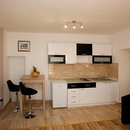 Luxury Izidor 3* Split